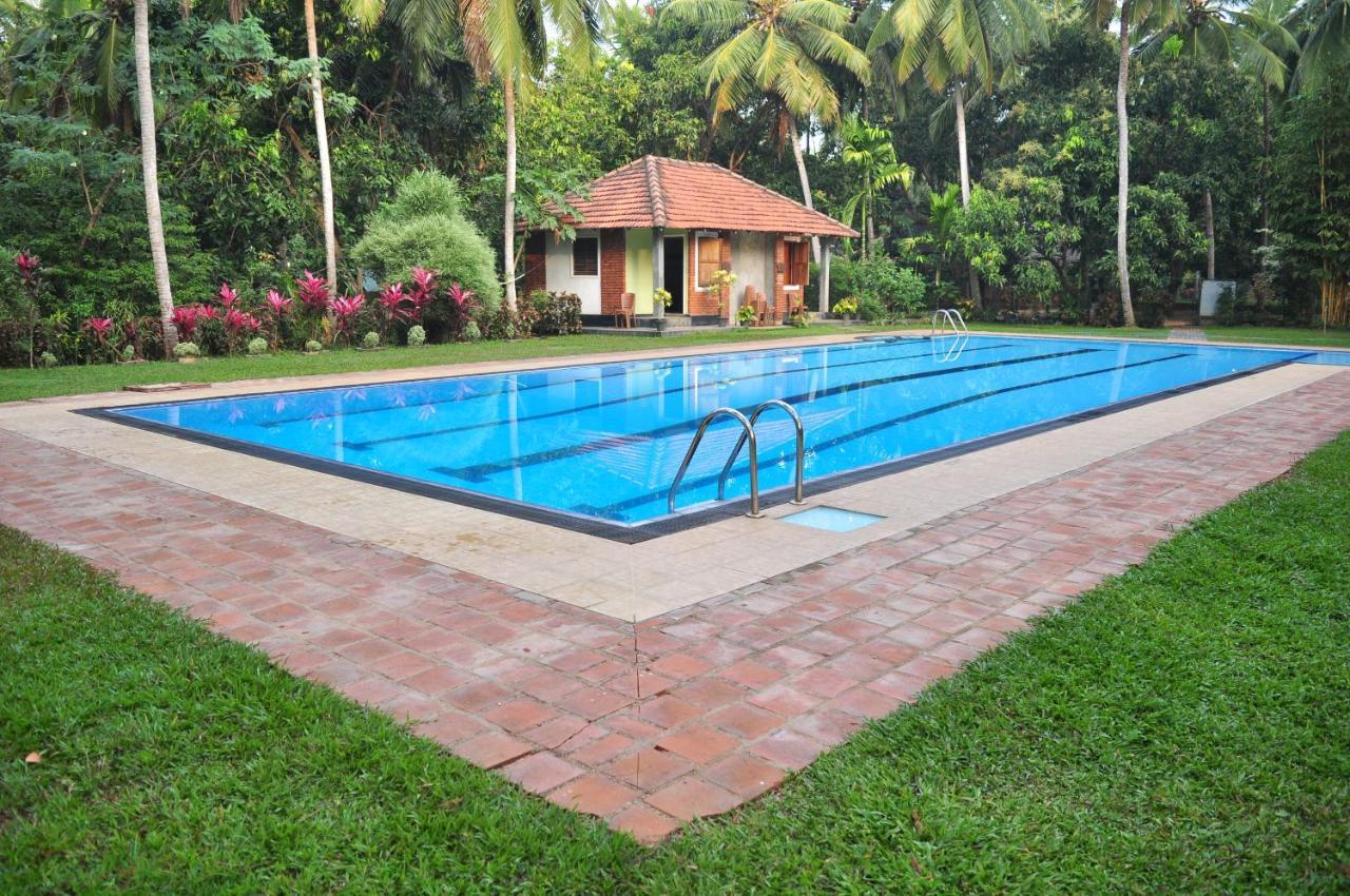 Soba Lanka Holiday Resort Melsiripura Bagian luar foto