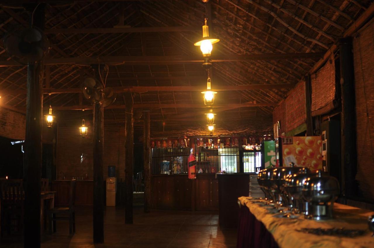 Soba Lanka Holiday Resort Melsiripura Bagian luar foto