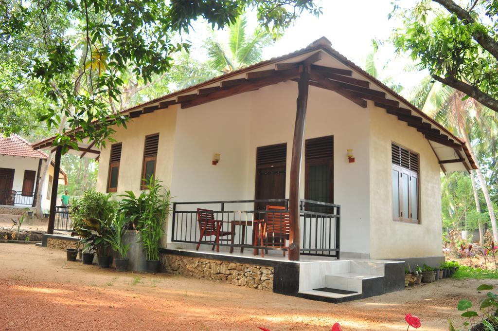 Soba Lanka Holiday Resort Melsiripura Bagian luar foto